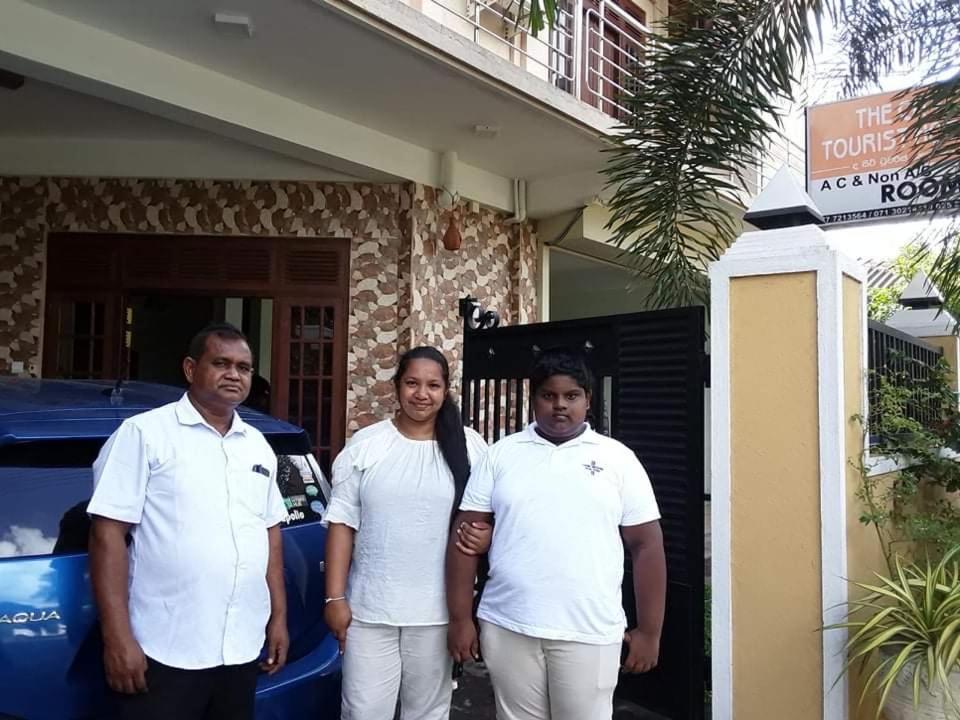 The City Tourist Hotel Anuradhapura Exterior foto